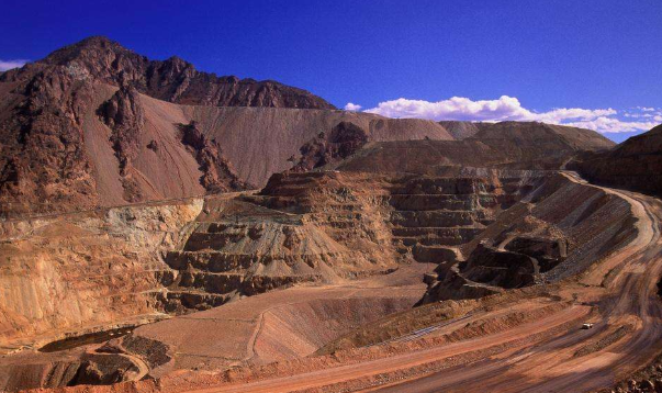 吐鲁番简述矿山封闭的办法及其使用系统流程